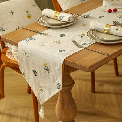 Linen Embroidery Table Runner Pastoral Style