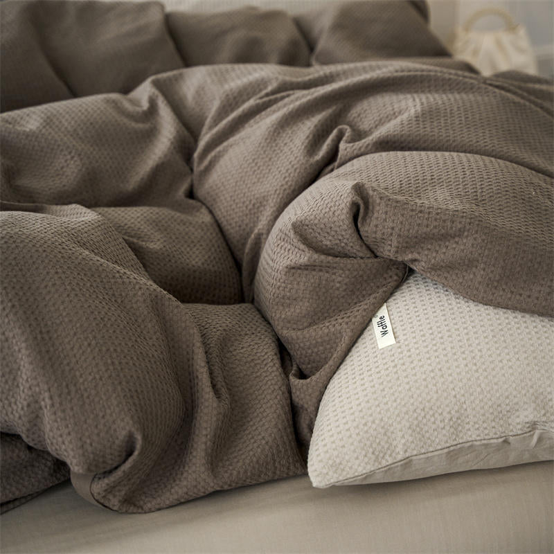 Waffle Weave Cotton Four-Piece Bedding Set