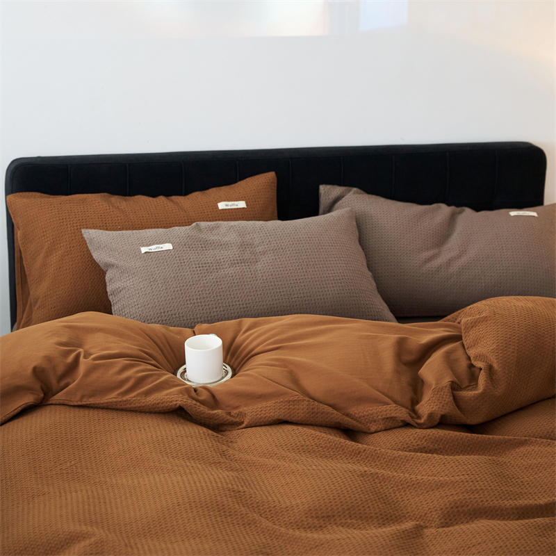 Waffle Weave Cotton Four-Piece Bedding Set