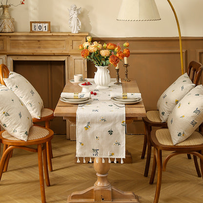 Linen Embroidery Table Runner Pastoral Style